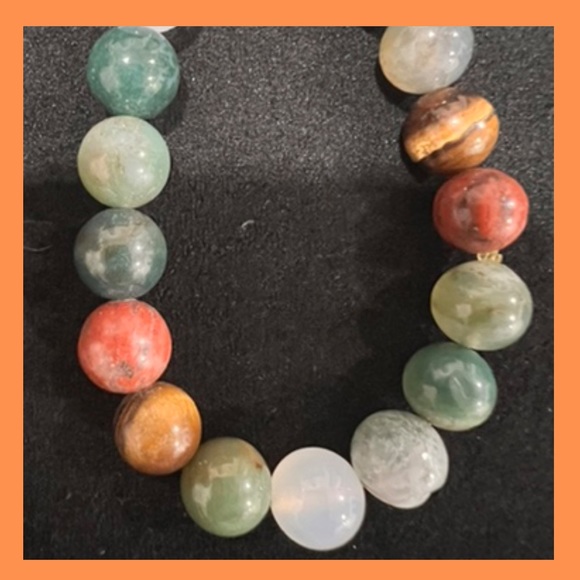 BRAND NEW! Women’s stretchy multicoloured bracelet. Greens, browns & rust. - Picture 2 of 6